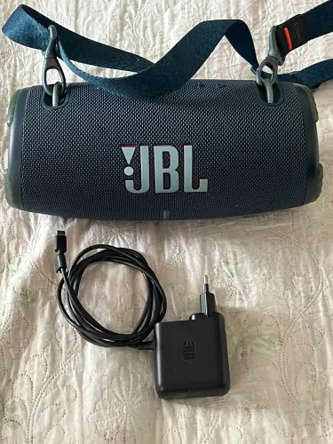 Jbl xtreme 3 seminova completa 