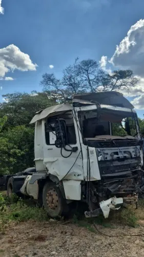 Daf cf para retirada de peças