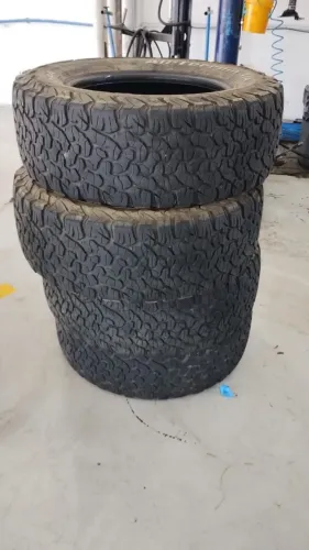 Pneus BF 265/65/17