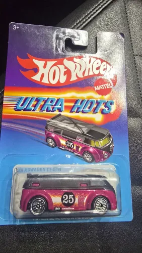 Hot Wheels Ultra Hots VW T1-GTR