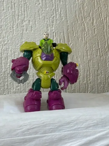 Boneco Lex Luthor com armadura da DC Comics