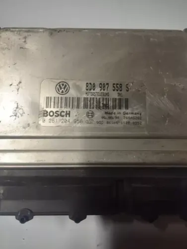 Módulo Injeção Vw Passat 0261204956 8d0907558s