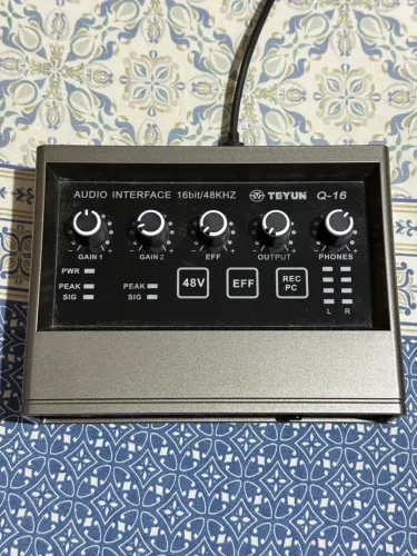 Interface de áudio Teyun Q-16 16bit/48kHz