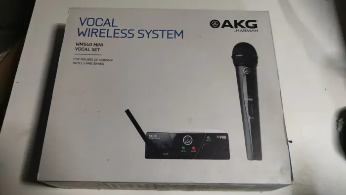 Microfone sem fio AKG WMS-40 MINI. Só na BLACK!
