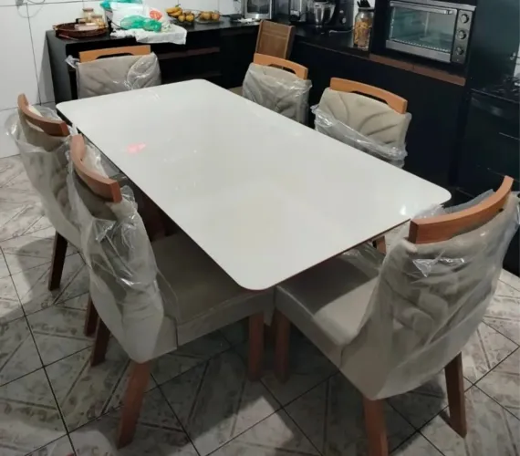 Mesa de Jantar Elegante com Cadeiras monalisa 100% MDF