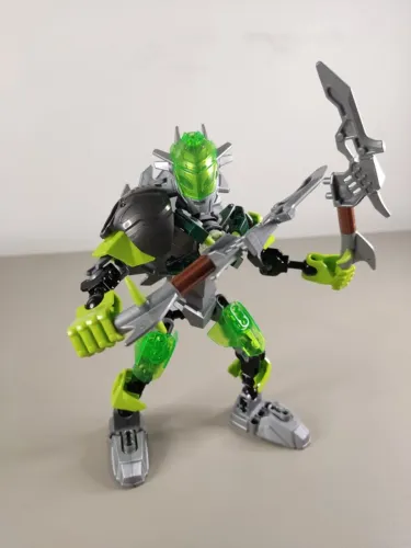 LEGO Hero Factory Breez (44006)