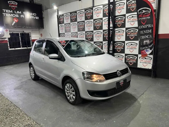 Volkswagen Fox 1.0 MI Total Flex 8V 5P 2014