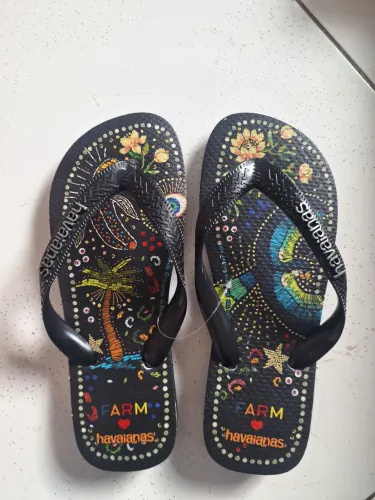 ORIGINAL! Chinelo Havaianas Farm Borogodó Pequena Avaria