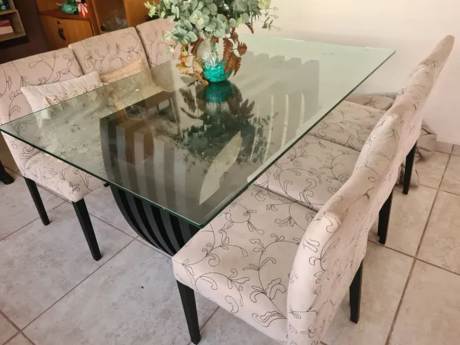 Conjunto de Mesa de Jantar com 6 Cadeiras