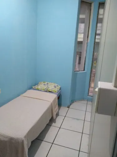Quarto Individual em Pensão no Centro de Porto Alegre