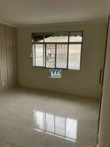 Apartamento em prédio baixo, 2° andar, proximo ao Samcordis.