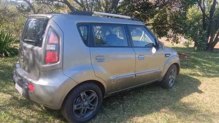 Kia Soul 1.6 Automatico 2011 em otimo estado