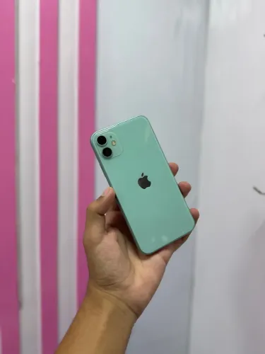 IPHONE 11 64 gb 