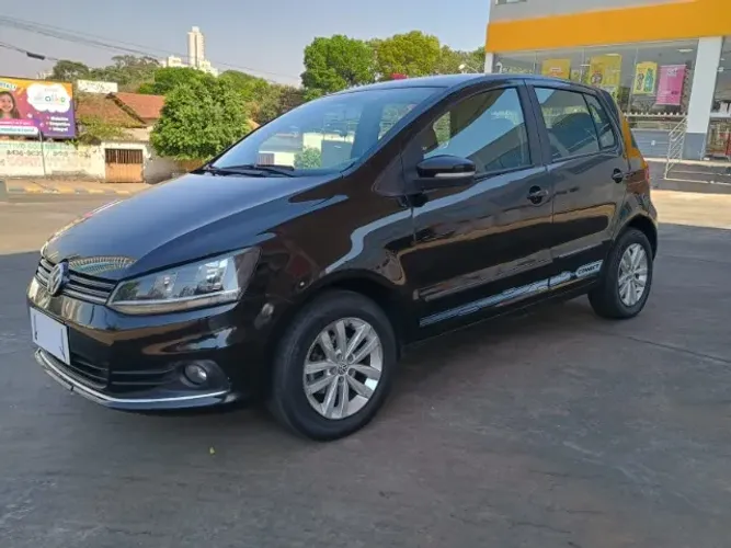 Volkswagen Fox Connect 1.6 Flex 8V  2020 Leia o anuncio.