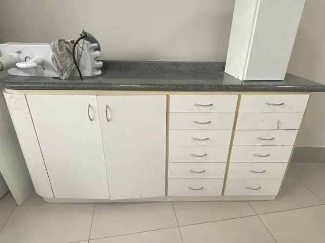 Móvel para consultório odontológico