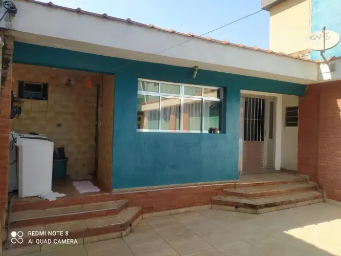 Sobradão c/ 4 dormitórios sendo duas suítes - próximo ao supermercado Rossi Nagumo