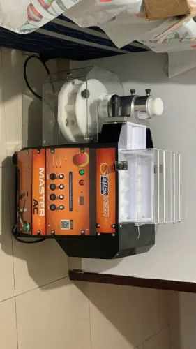 Máquina profissional para salgados