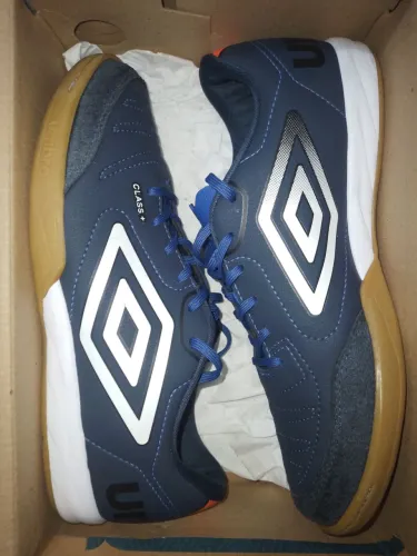 Chuteira futsal umbro class+ 41