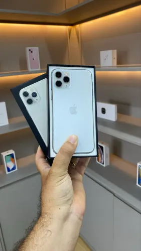 IPHONE 11 PRO 64GB COMPLETO PERFEITO ESTADO E FUNCIONAMENTO DISPONÍVEL