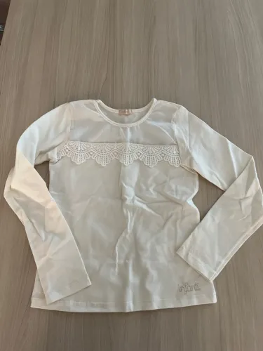 Blusa Marca Infanti - Tamanho 10  COR OFF novíssima 
