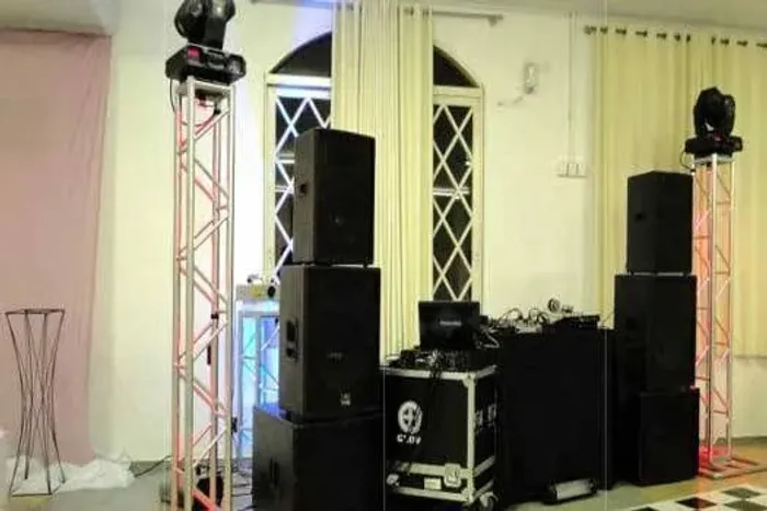 Sonorização para eventos em geral. 