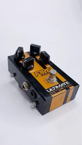 Pedal Fire Ultimate Distortion 