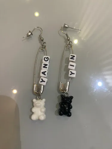 Brinco de ursinho yin yang 