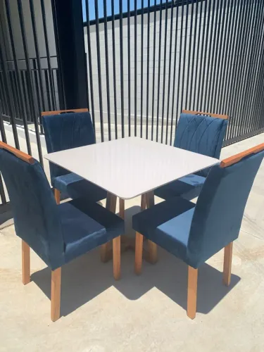Mesa de Jantar com 4 Cadeiras 0,90 x 0,90