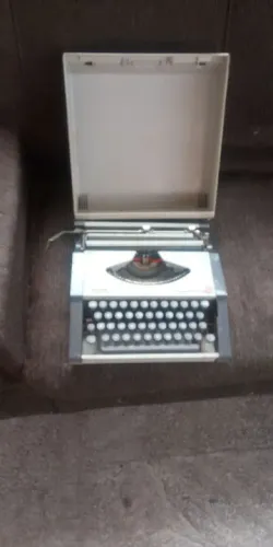 Máquina de escrever