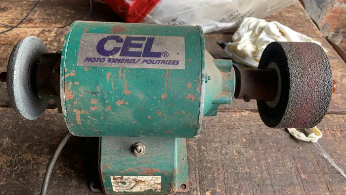 Vende se ismeril