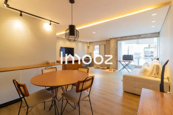 Apartamento à venda na Rua Pascoal Vita, 391 - Vila Madalena - São Paulo - SP