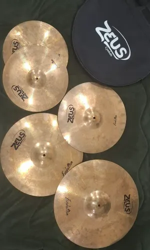 Kit de Pratos de bateria