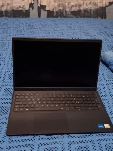 Notebook Dell Inspiron i5 12ª G, 16GB/512GB SSD - Detalhe na borda quase imperceptível