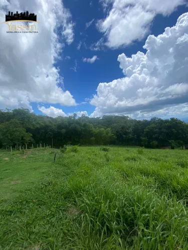 Terreno a venda no Morro dos Ventos em Chapada dos Guimarães com visual e cercado de mata