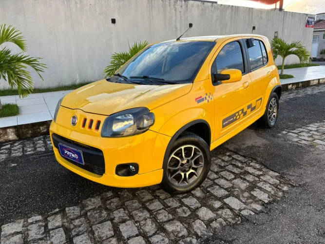 Fiat Uno Sporting 1.4 EVO Fire Flex 8V 4P 2014