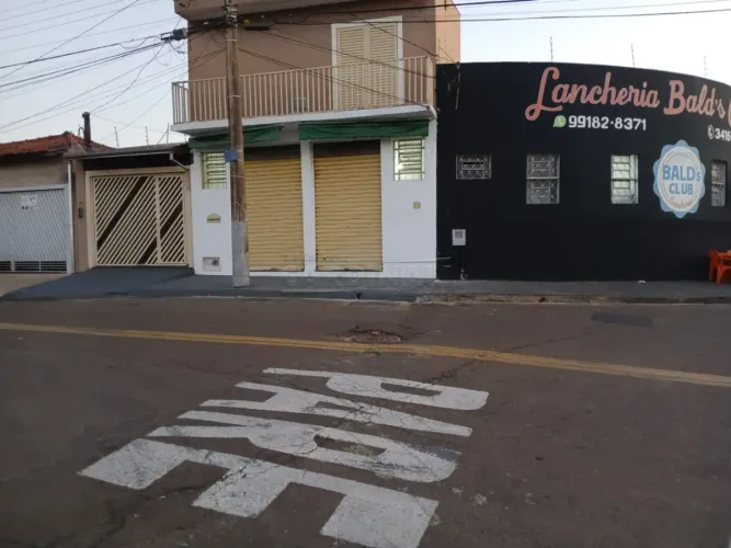 Ponto comercial com boa localização e recém pintado