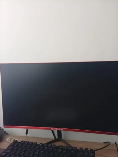 Monitor Gamer Bluecase 24´, Curvo, Full HD, HDMI/Display Port, VA, 165Hz 1ms - FreeSync