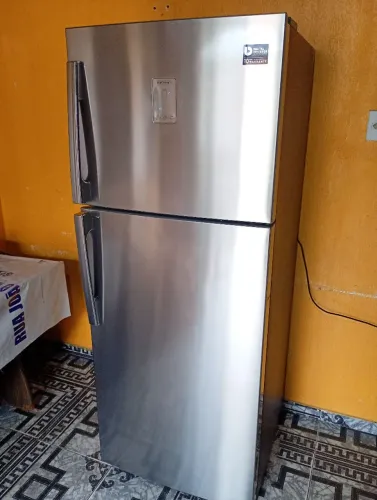 Geladeira Samsung Tecnologia Inverter SEMI NOVA