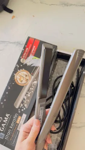 Vendo uma plancha de cabelo 