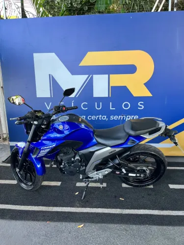 Yamaha Fazer 250 2023 (@mrveiculos)