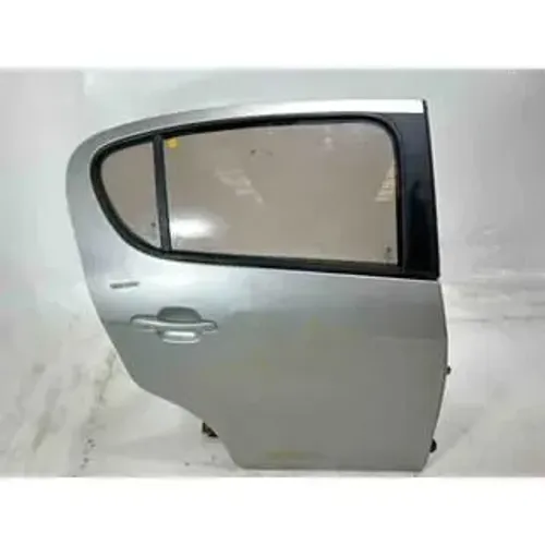 Porta traseira direita Palio atrative/ novinha / completa sem detalhes -$ 399,09
