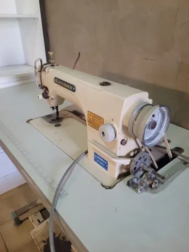 Máquina de Costura Reta industrial Lanmax