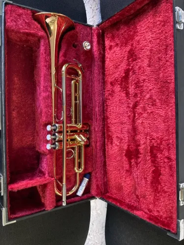 Trompete Yamaha YTR 4325G