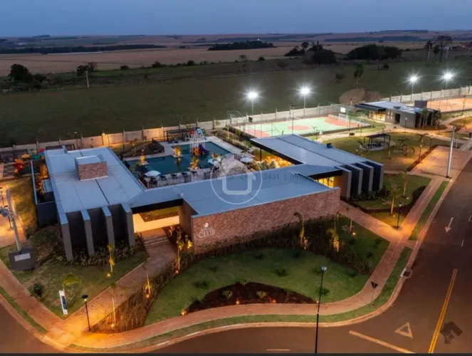 TERRENO CONDOMINIO ROYALE PREMIUM