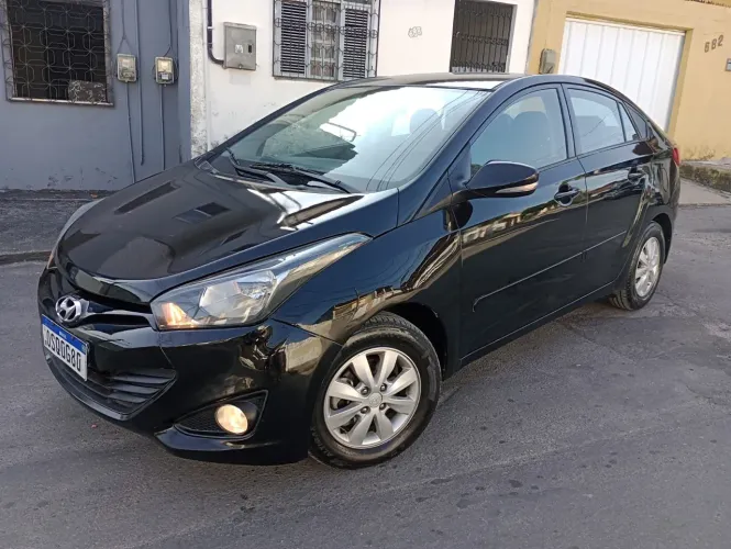 Hyundai HB20S C.style/c.plus1.6 Flex 16V Aut. 4P 2014