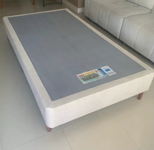 Box para cama solteirão (1,10m x 2,00m) Onix