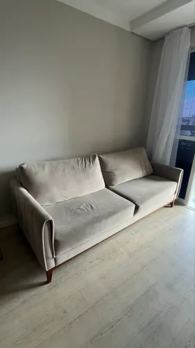 Vendo sofá e chassi