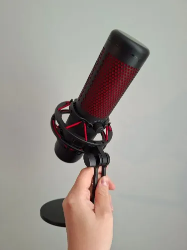 Microfone HyperX QuadCast - Estado de Novo