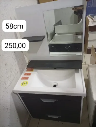 Gabinetes de banheiro com pia