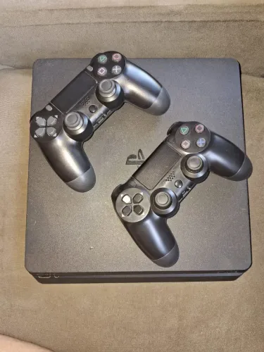 Vendo PlayStation 4